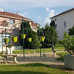 Cote Jardin