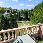 Отель Cote Jardin 3*