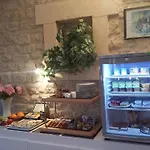Cote Jardin מלון 3*