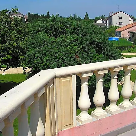 מלון Cote Jardin Commercy