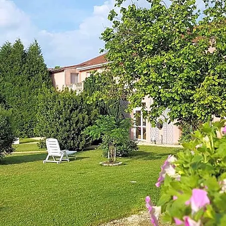 Cote Jardin