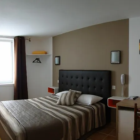 Cote Jardin Hotell Commercy