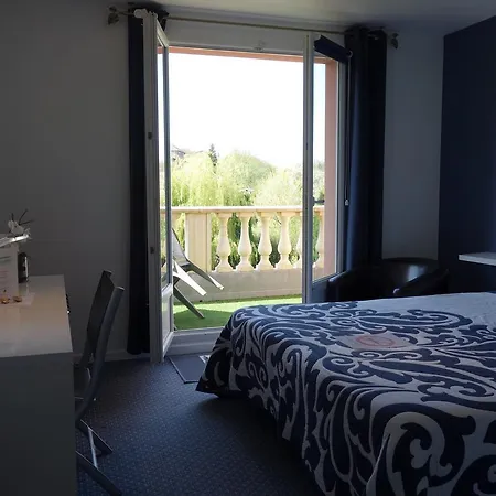 Cote Jardin 3*