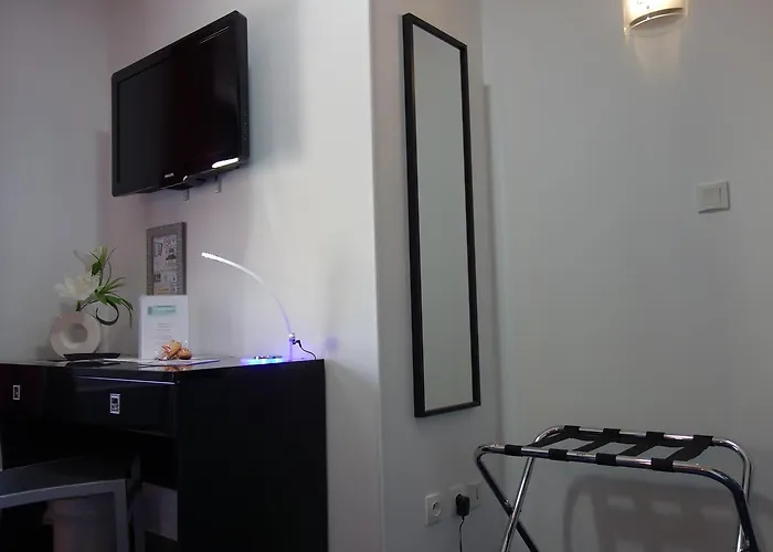 Cote Jardin فندق Commercy